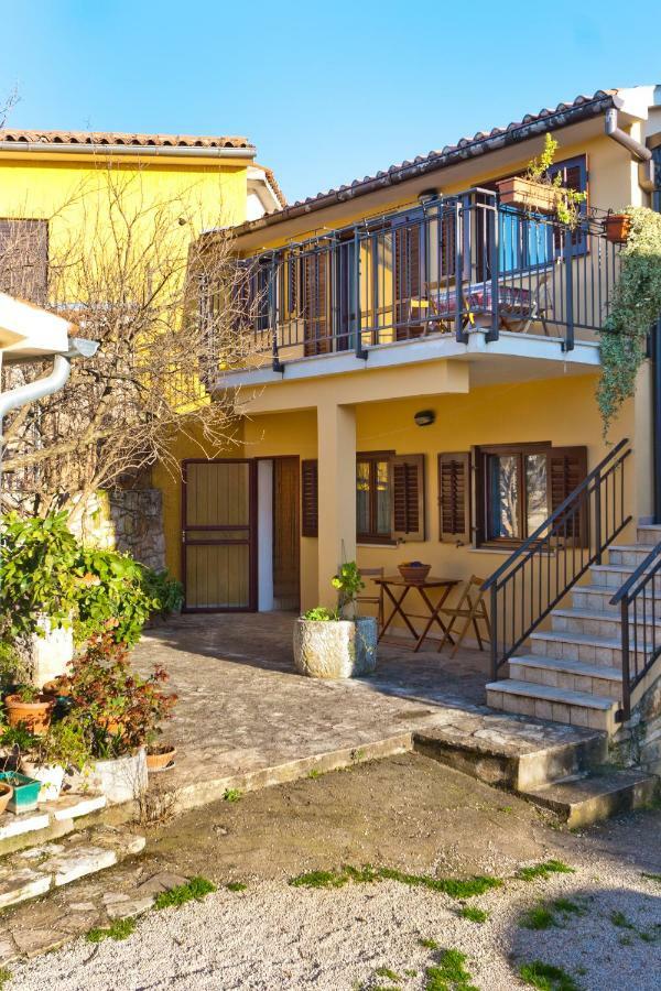 Apartments Redenta Tar-Vabriga エクステリア 写真