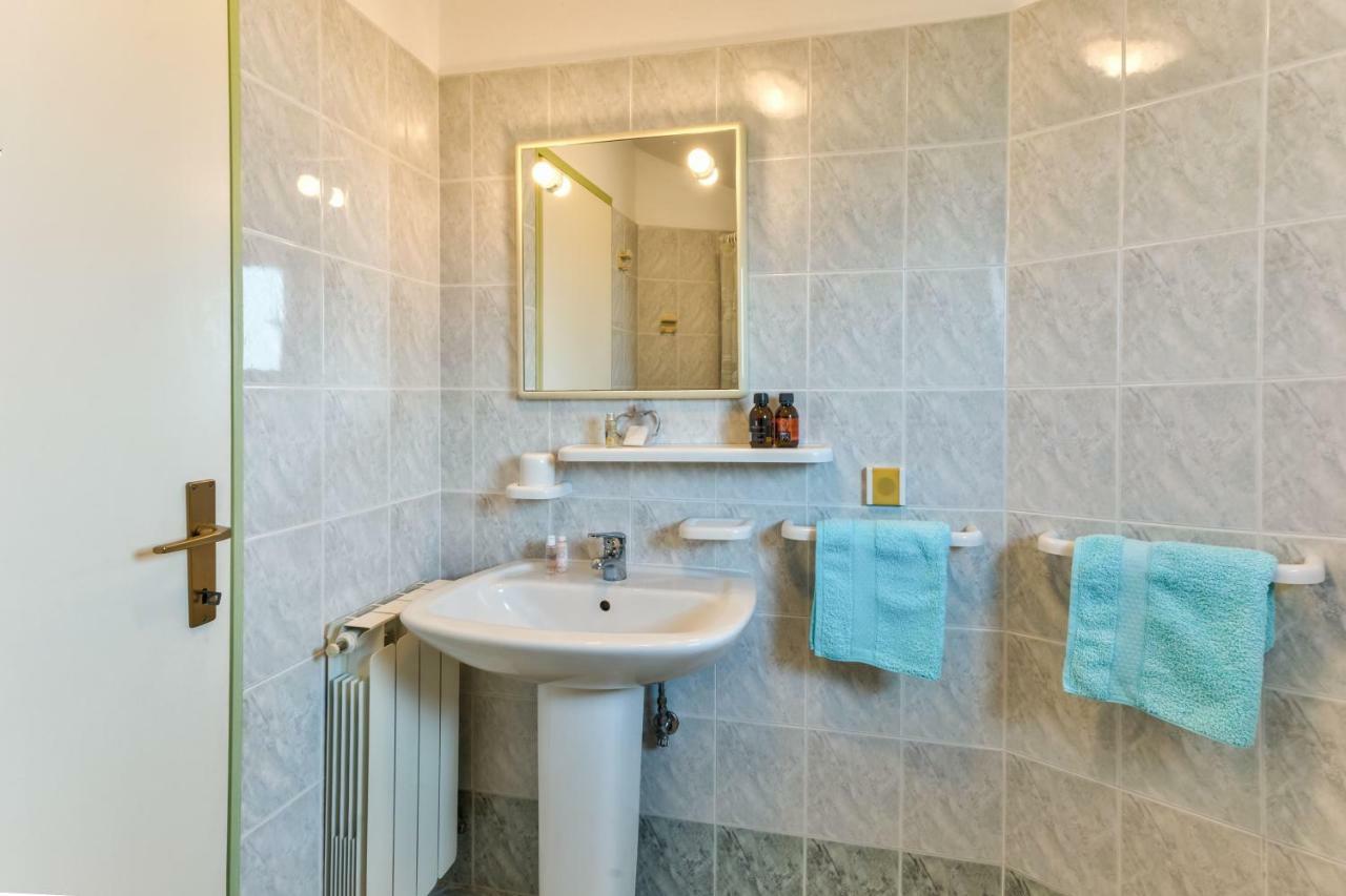 Apartments Redenta Tar-Vabriga エクステリア 写真